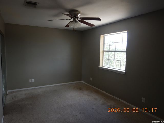 616 Fern Meadow Dr, Universal City, TX 78148
