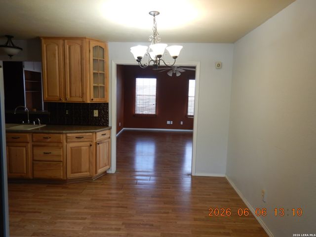 616 Fern Meadow Dr, Universal City, TX 78148