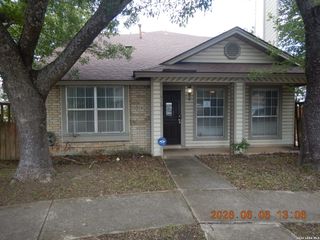616 Fern Meadow Dr, Universal City, TX 78148