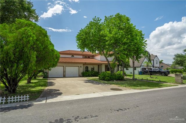 613 Escandon Avenue, Rancho Viejo, TX 78575