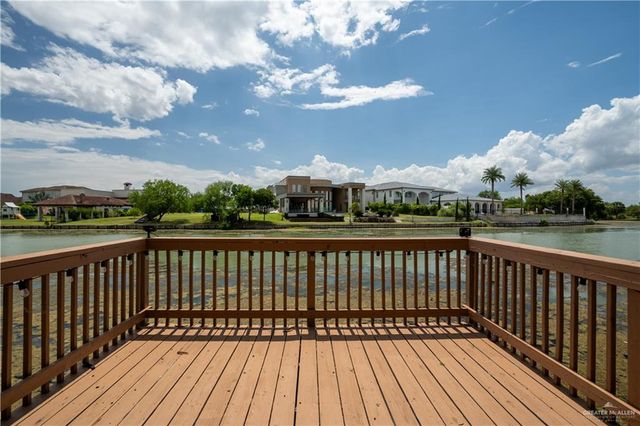 613 Escandon Avenue, Rancho Viejo, TX 78575