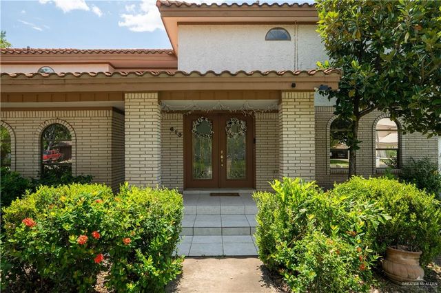 613 Escandon Avenue, Rancho Viejo, TX 78575