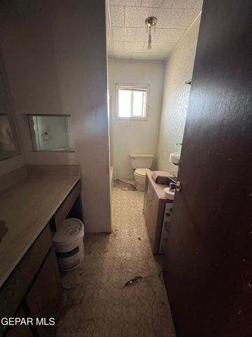 816 N Martin Avenue, Sierra Blanca, TX 79851