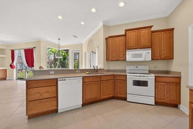 306 TERRANOVA BOULEVARD, Winter Haven, FL 33884