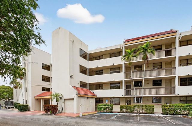 114 Lake Emerald Drive 104, Oakland Park, FL 33309