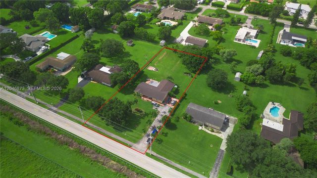 13450 SW 26th St, Davie, FL 33325