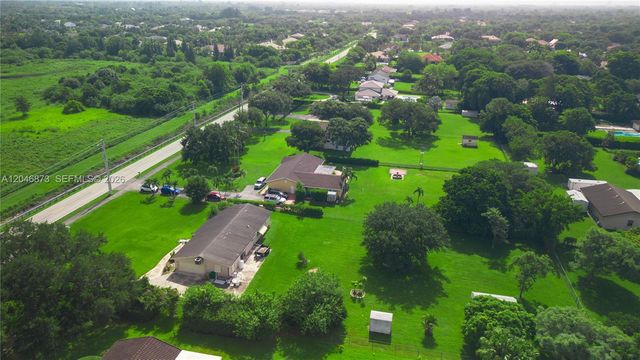 13450 SW 26th St, Davie, FL 33325