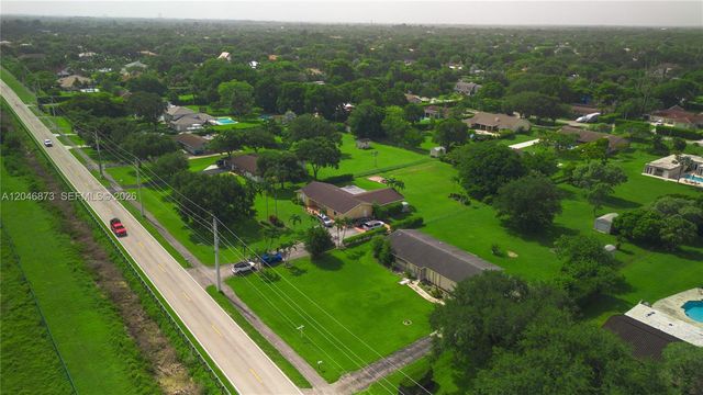 13450 SW 26th St, Davie, FL 33325