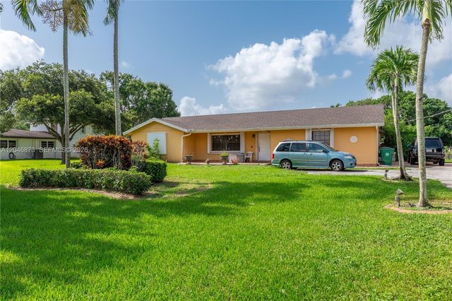 13450 SW 26th St, Davie, FL 33325