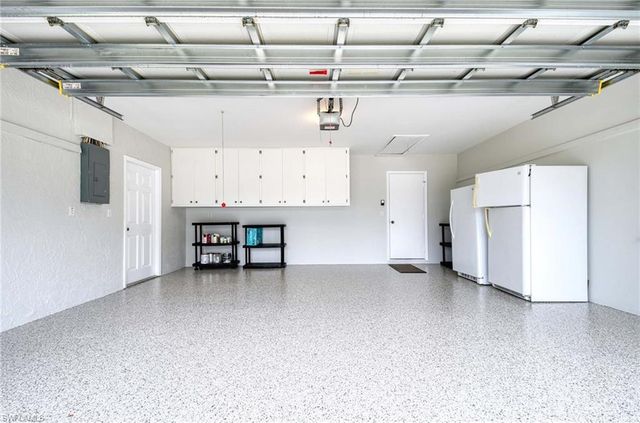 3590 Kent DR, Naples, FL 34112