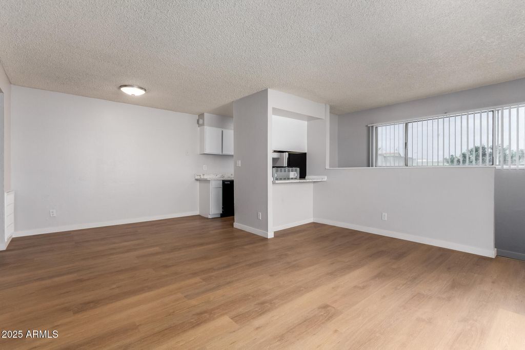 4867 W PALO VERDE Drive, Glendale, AZ 85301 — photo 4