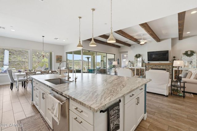 11538 W Montansoro Lane, Peoria, AZ 85383