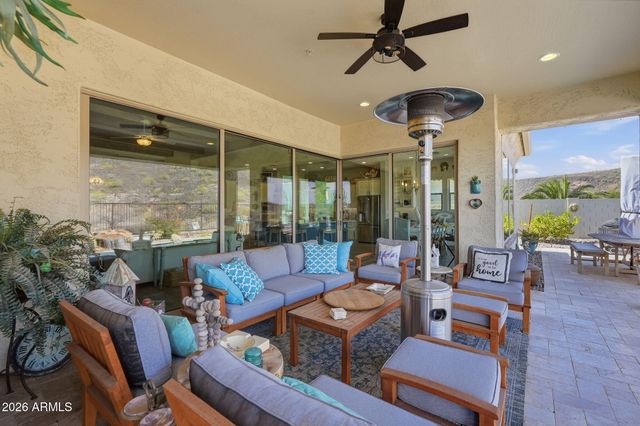 11538 W Montansoro Lane, Peoria, AZ 85383