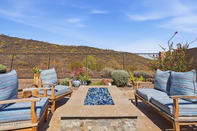 11538 W Montansoro Lane, Peoria, AZ 85383
