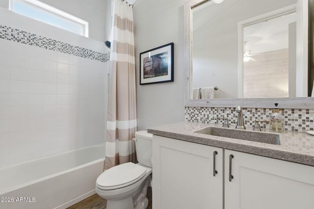 11538 W Montansoro Lane, Peoria, AZ 85383