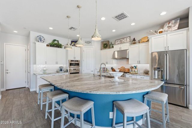 11538 W Montansoro Lane, Peoria, AZ 85383