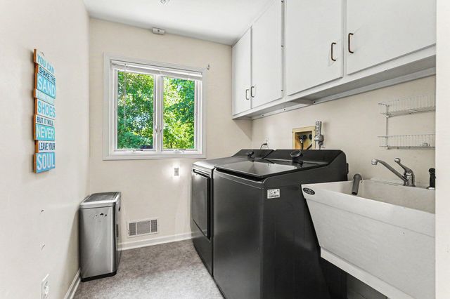 3598 Charlevoix Drive SE 116, Grand Rapids, MI 49546