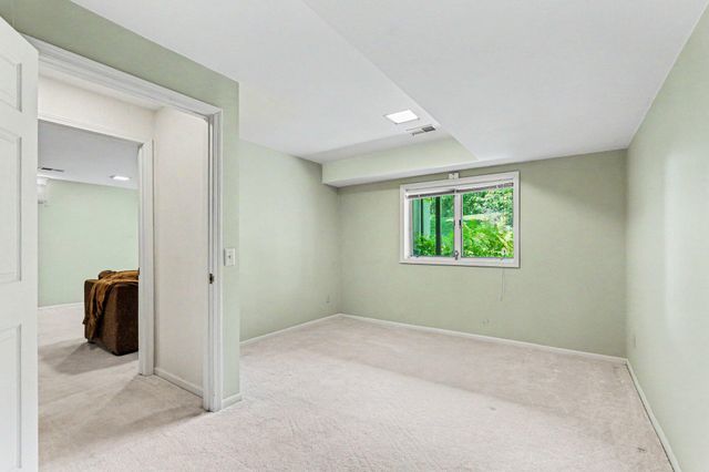 3598 Charlevoix Drive SE 116, Grand Rapids, MI 49546