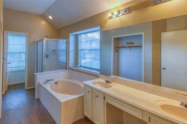 4803 Widerop Lane, Friendswood, TX 77546