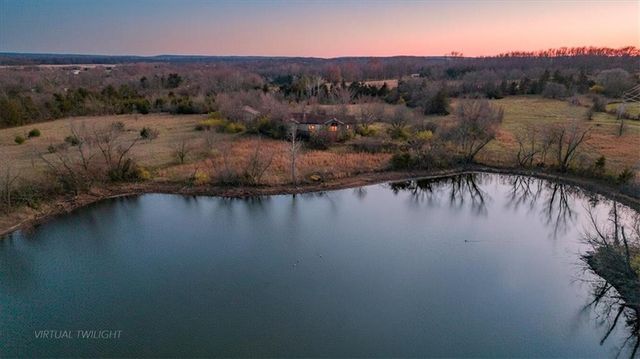 1573 N 1100 Road, Lawrence, KS 66046