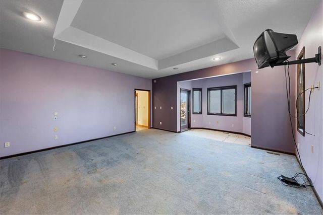 1573 N 1100 Road, Lawrence, KS 66046