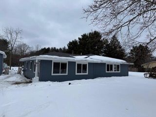 495 S Maple Island Road, Egelston Twp, MI 49442