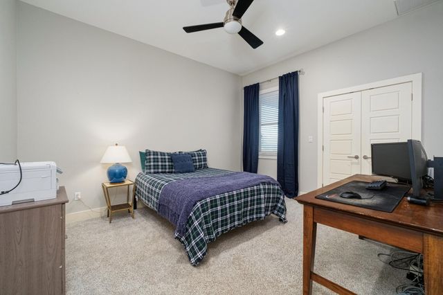 321 Running Deer LN, Dripping Springs, TX 78620