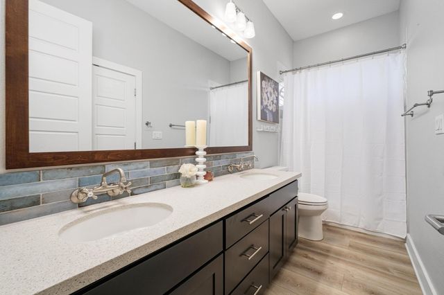 321 Running Deer LN, Dripping Springs, TX 78620