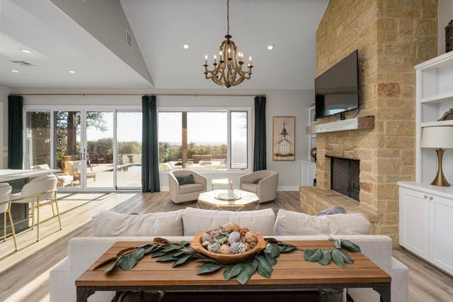 321 Running Deer LN, Dripping Springs, TX 78620