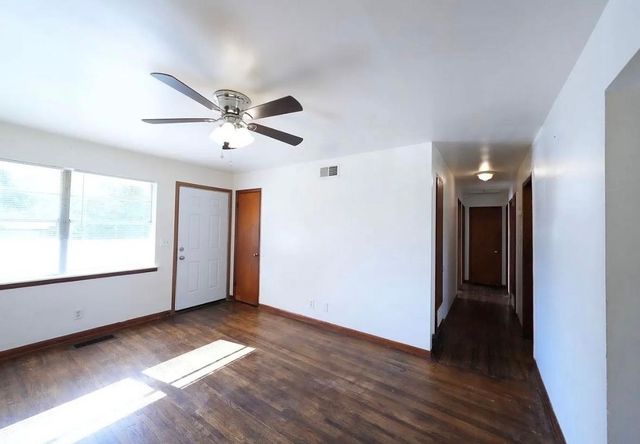 5462 N Johnstown Avenue, Tulsa, OK 74126