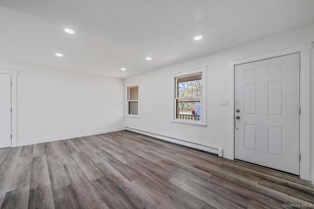 104 Cedarhurst Avenue, Medford, NY 11763