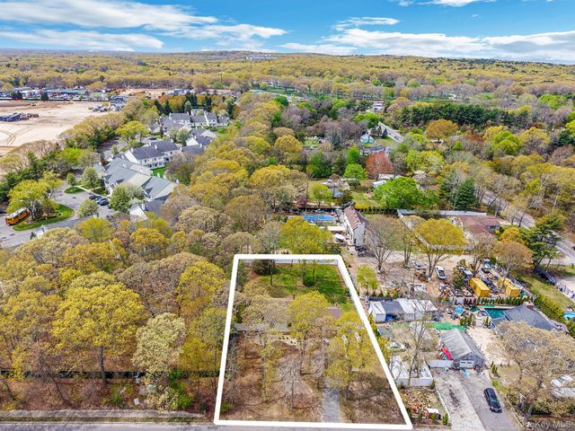 104 Cedarhurst Avenue, Medford, NY 11763