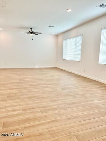 9233 E Smith Avenue, Mesa, AZ 85212