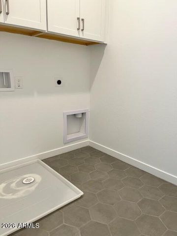 9233 E Smith Avenue, Mesa, AZ 85212