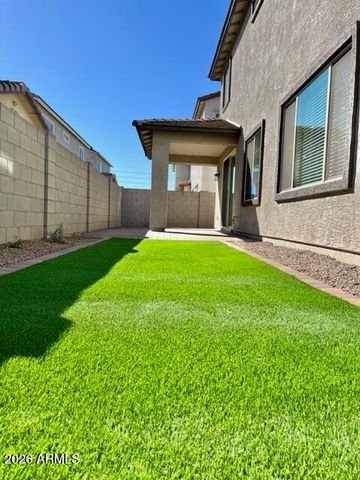 9233 E Smith Avenue, Mesa, AZ 85212