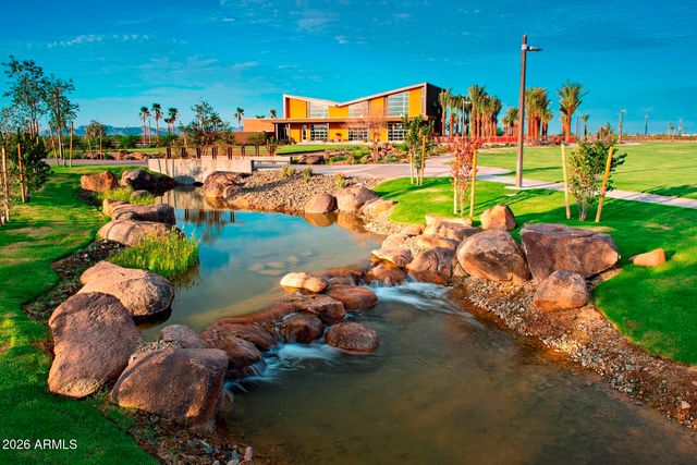 9233 E Smith Avenue, Mesa, AZ 85212