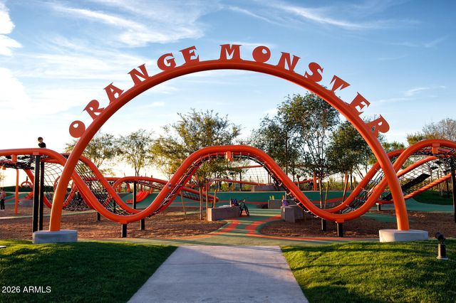 9233 E Smith Avenue, Mesa, AZ 85212