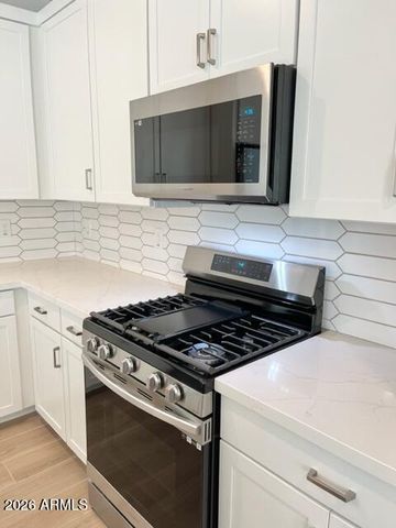 9233 E Smith Avenue, Mesa, AZ 85212