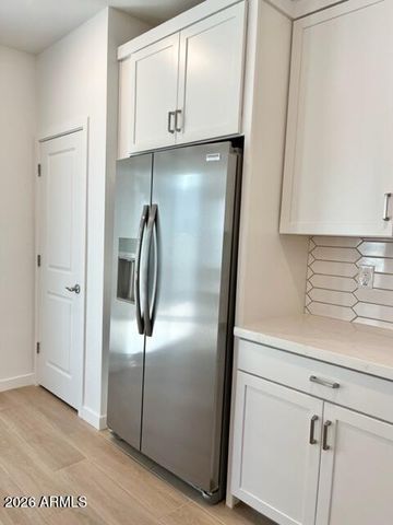 9233 E Smith Avenue, Mesa, AZ 85212