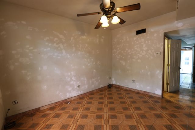 2039 W 18th Place, Chicago, IL 60608
