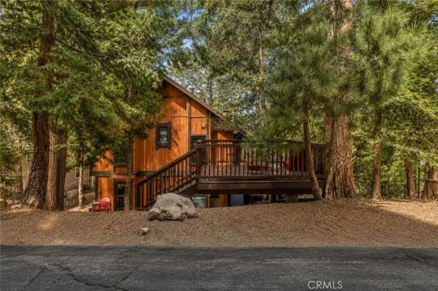 493 Pioneer, Lake Arrowhead, CA 92352