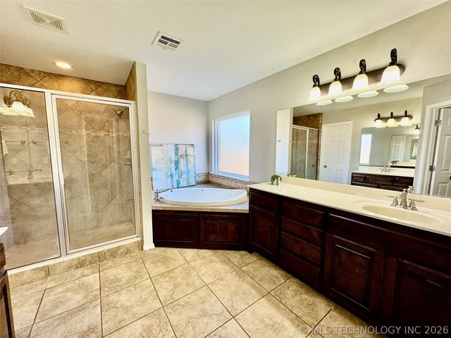 4405 N Oak Avenue, Broken Arrow, OK 74012