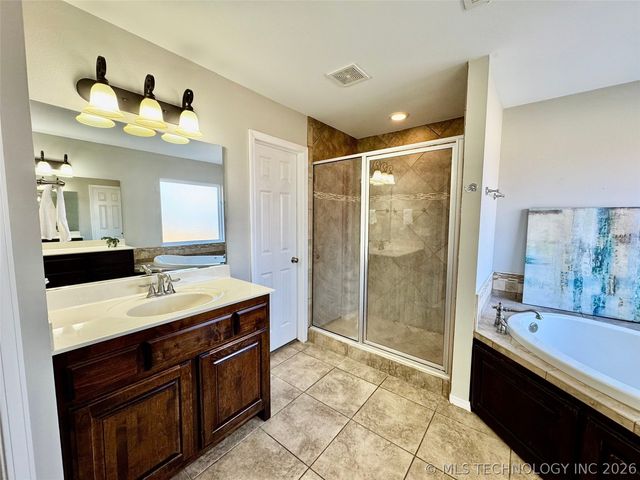 4405 N Oak Avenue, Broken Arrow, OK 74012