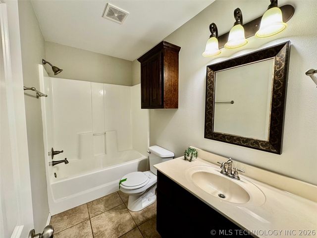 4405 N Oak Avenue, Broken Arrow, OK 74012