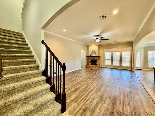 4405 N Oak Avenue, Broken Arrow, OK 74012