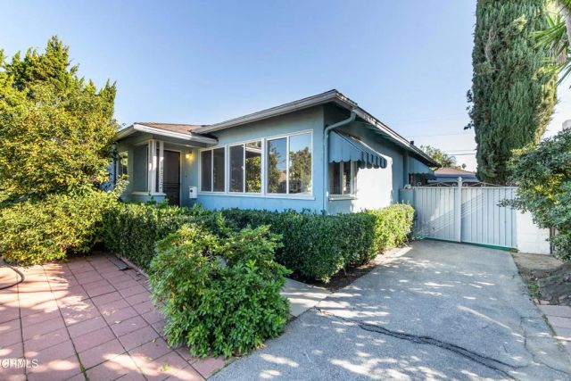 5512 Vantage Avenue, Valley Village, CA 91607