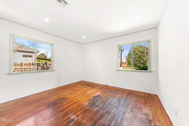 5512 Vantage Avenue, Valley Village, CA 91607