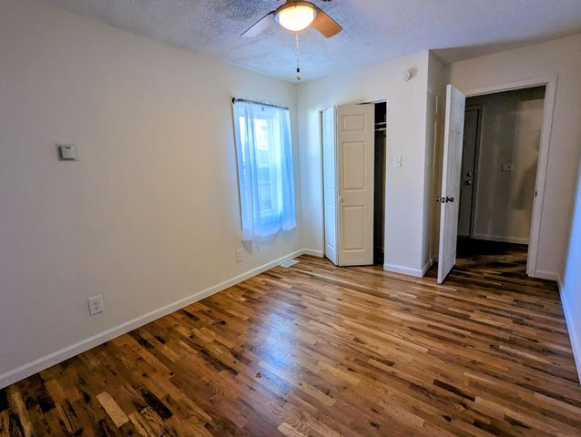 27 W Wood Street, Newaygo, MI 49337