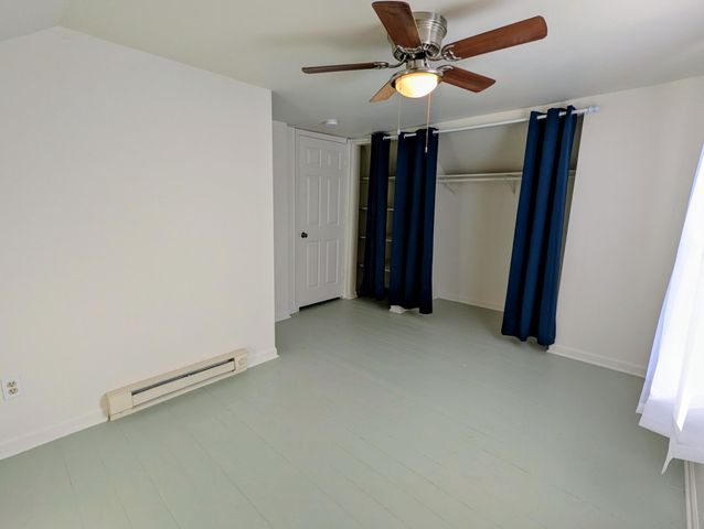 27 W Wood Street, Newaygo, MI 49337