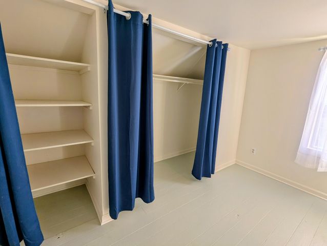 27 W Wood Street, Newaygo, MI 49337